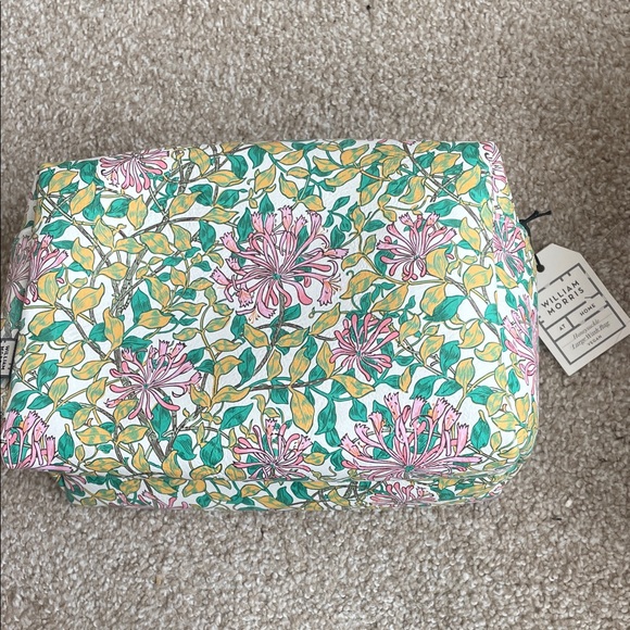 NWT William Morris At Home Honeysuckle Large Wash Bag - Picture 9 of 10